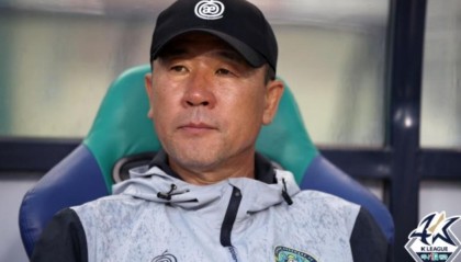 韩K2球队前主帅因受贿引入球员被判处有期徒刑一年，并追讨罚款